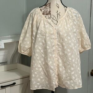 ⭐️3/$25⭐️  Universal Thread Floral Women's Top Blouse NWT